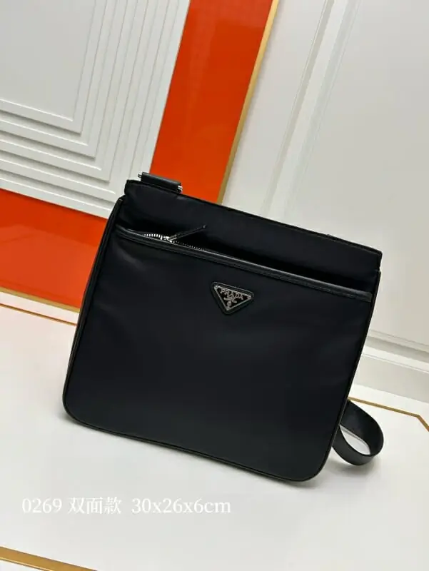 prada aaa homme mini sac a main s_115a773